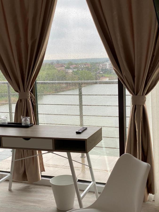 Hotel Zimbru Snagov Tincabesti Екстериор снимка